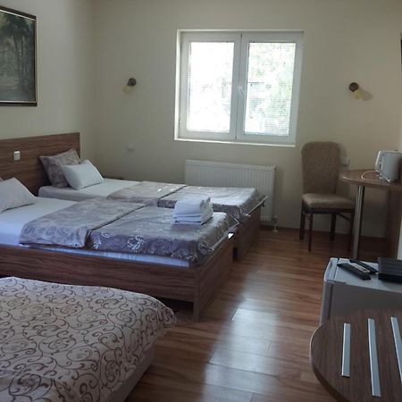 Villa Dunja Kragujevac Szoba fotó